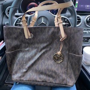 MK purse
